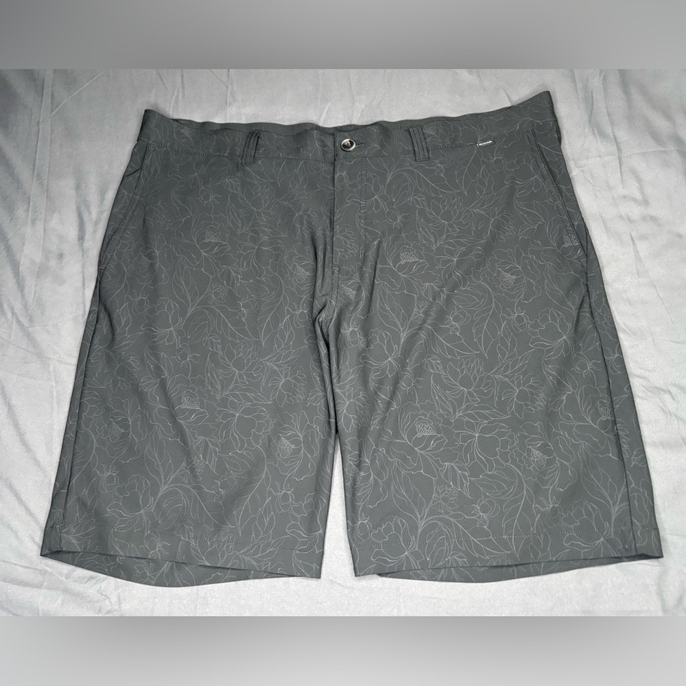 Men’s Travis Mathew Hybrid Golf Shorts Night Cat Floral All Over Print Size 40